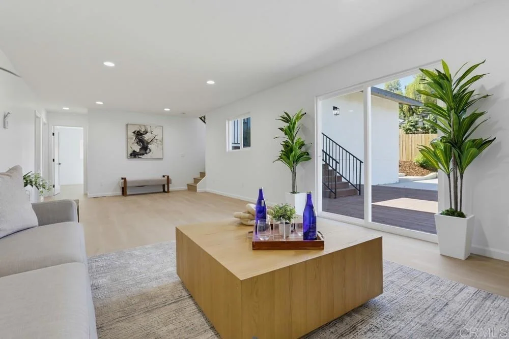 Photo of 930 Miramar Drive