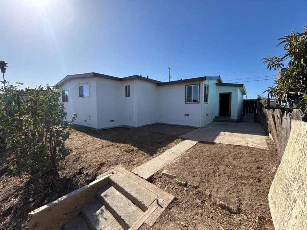 Photo of 1259 Summit Drive