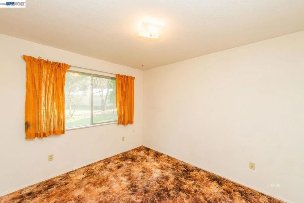 Photo of 376 Mountain View Dr.