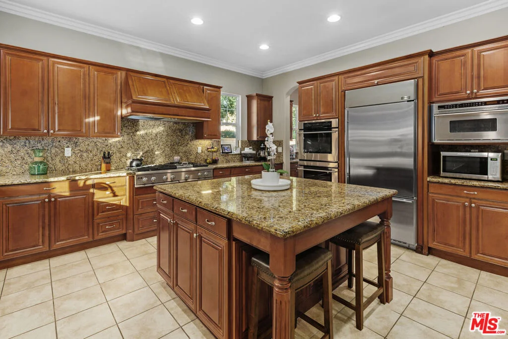 Photo of 22359 Foxhall Drive