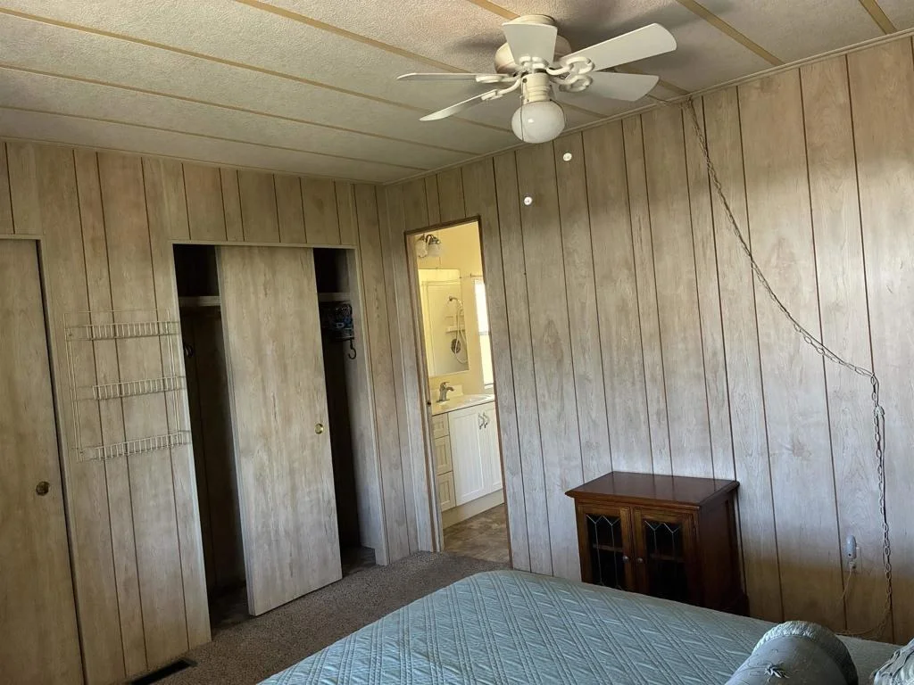 Photo of Unit 400 at 1930 W San Marcos Boulevard