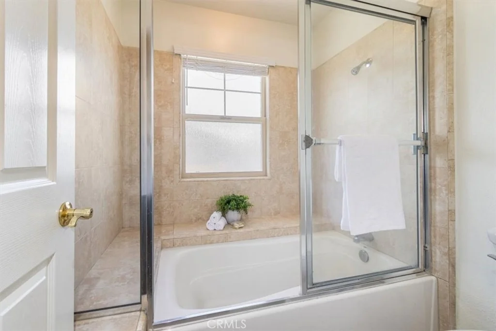 Photo of 8151 Atlantic