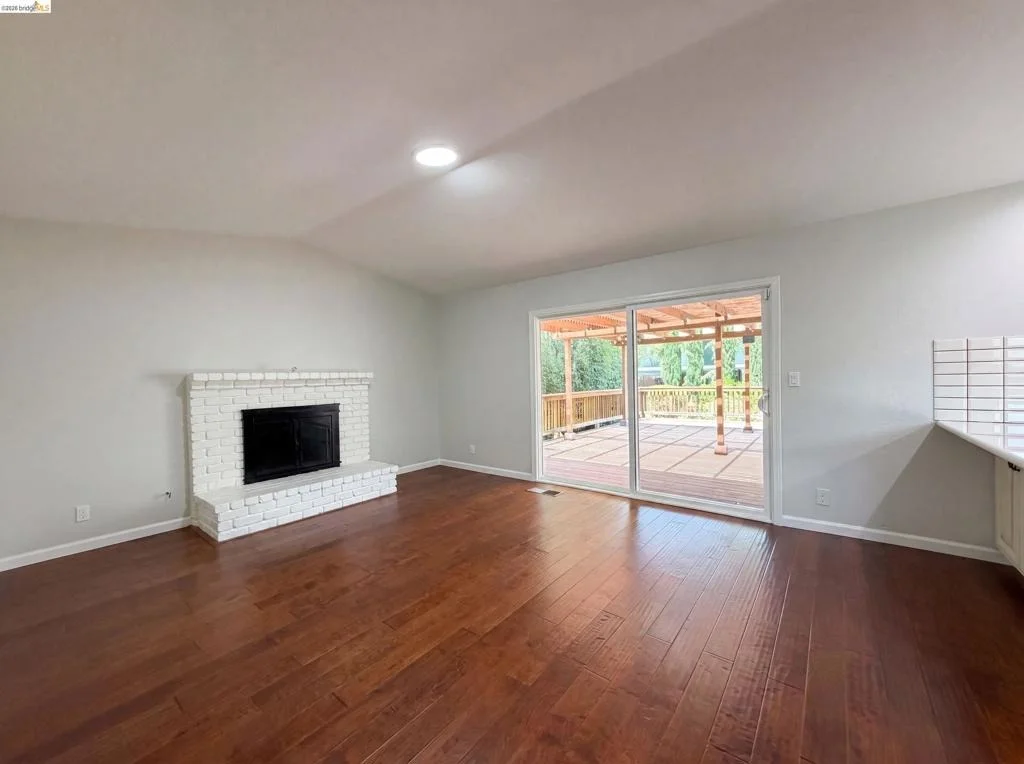 Photo of 1091 Fox Meadow Way