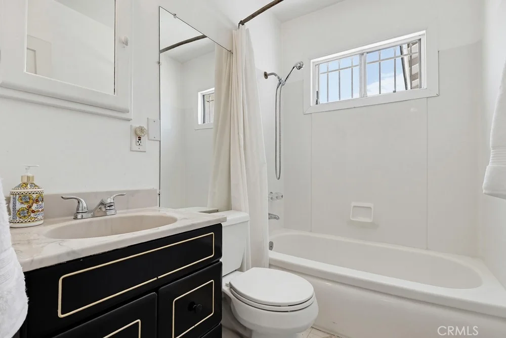 Photo of 11521 Liggett