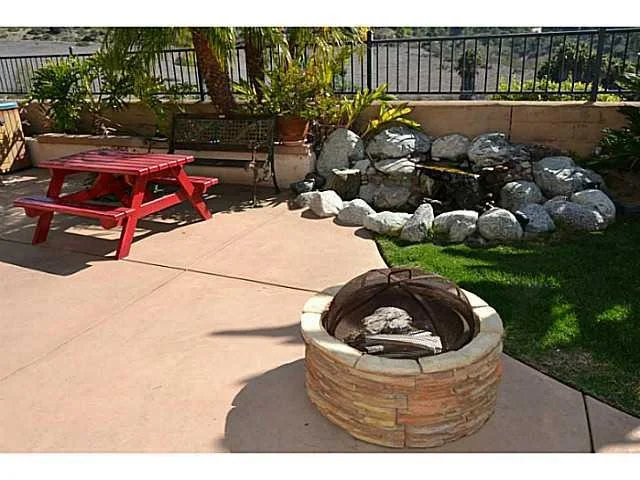 Photo of 6178 Paseo Palero