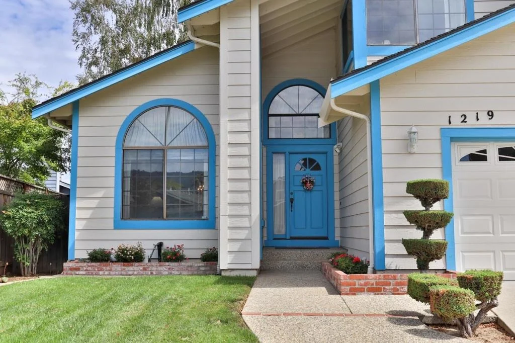 Photo of 1219 Willow Court