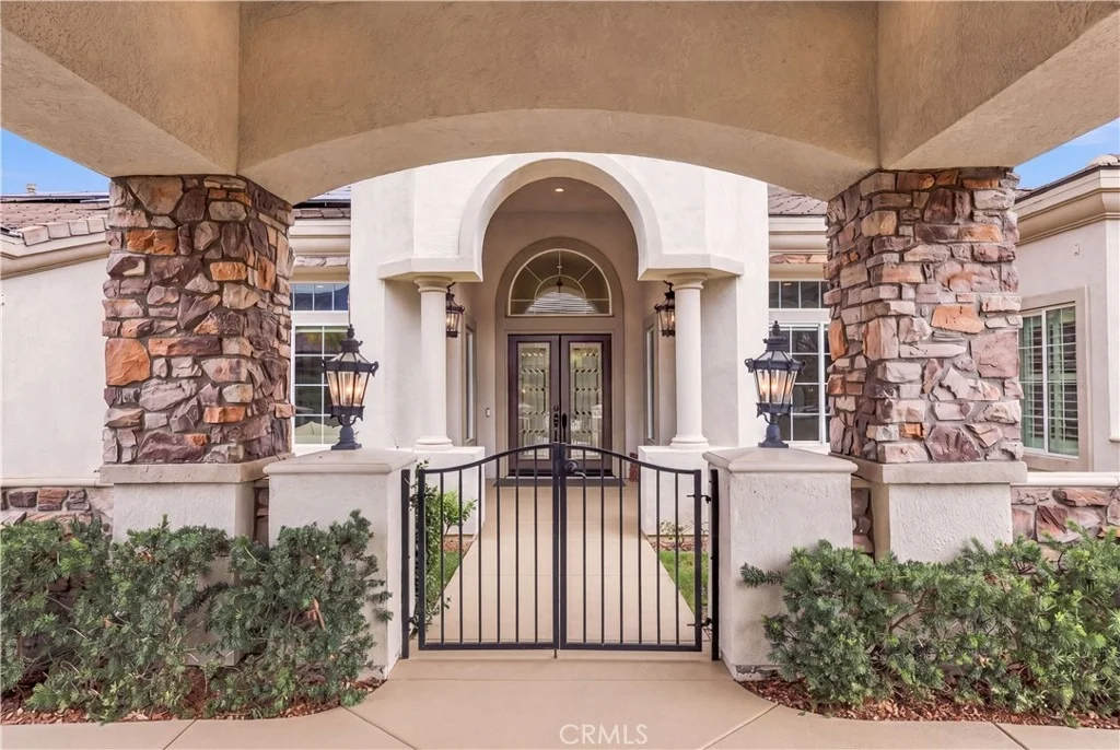 Photo of 4061 Judy