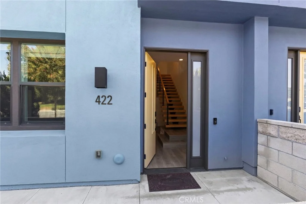 Photo of 422 W Central