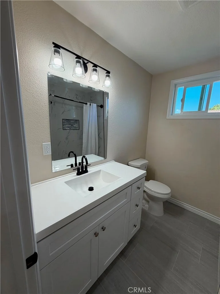 Photo of 701 N Willow Avenue