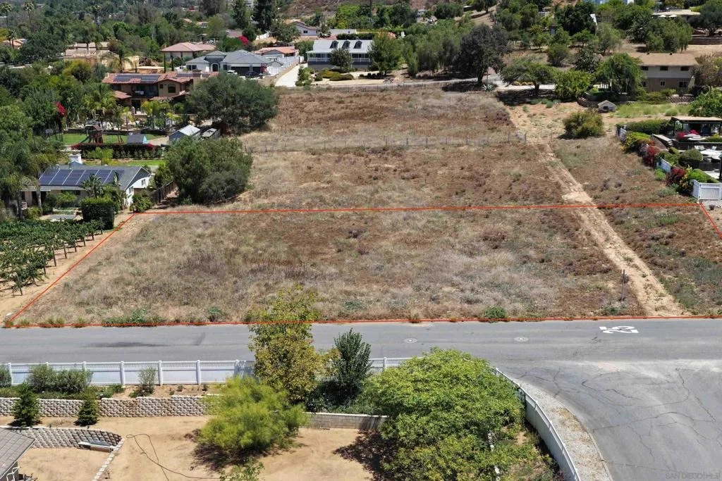 Photo of 14444 Twin Peaks Rd