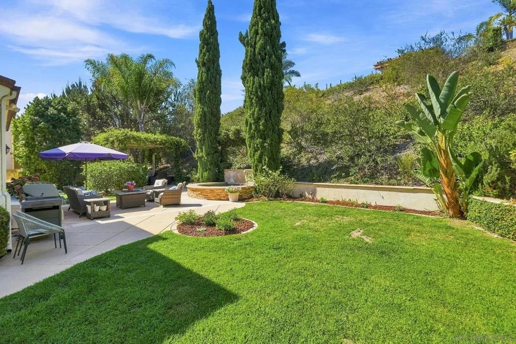 Photo of 7598 Circulo Sequoia