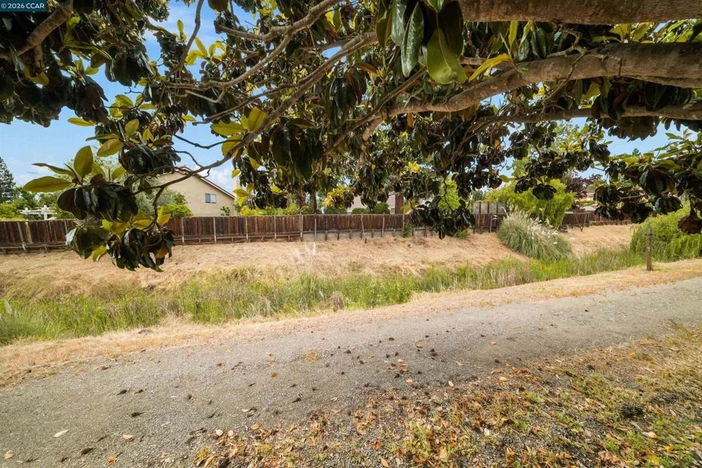 Photo of 3237 Vera Cruz Dr
