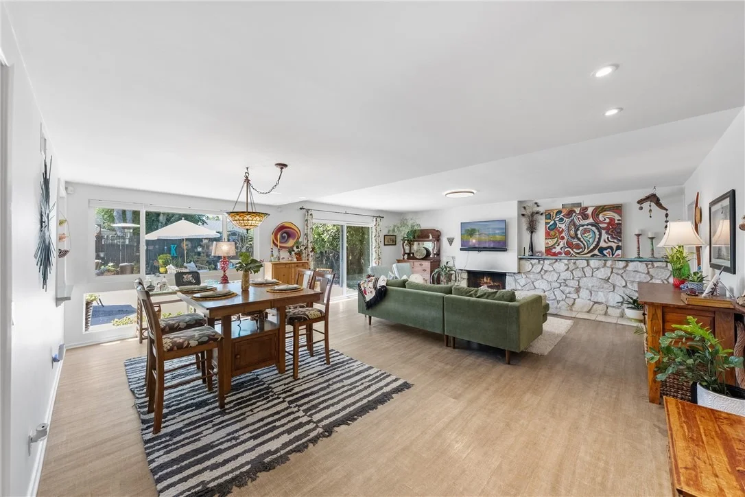 Photo of 1408 E Fairway Dr