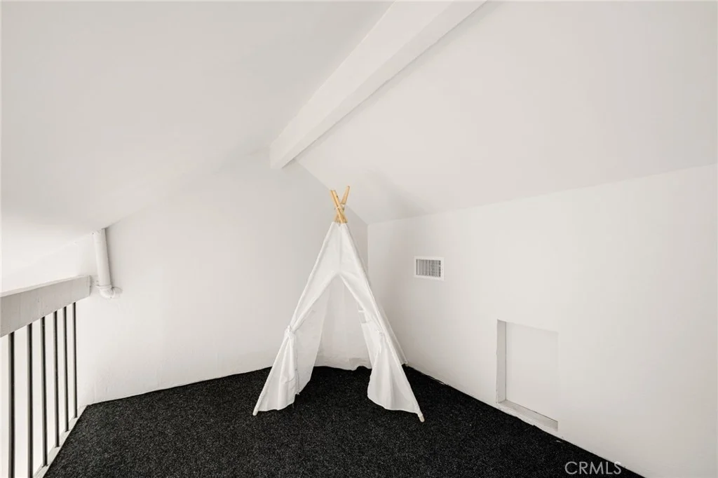 Photo of 9327 Lexington Street