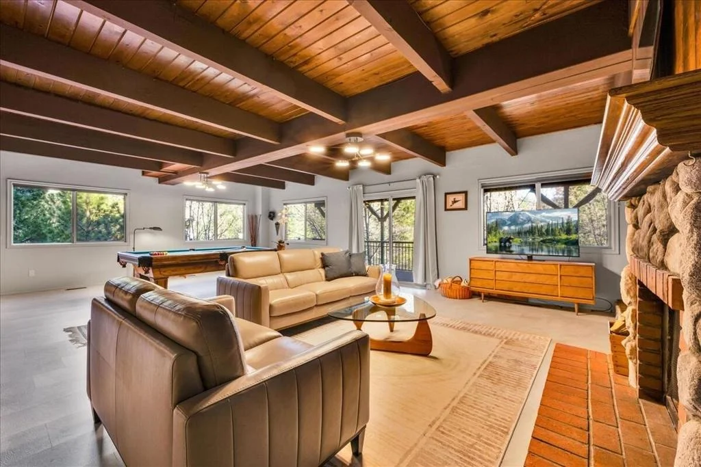 Photo of 26623 Hillcrest Lane