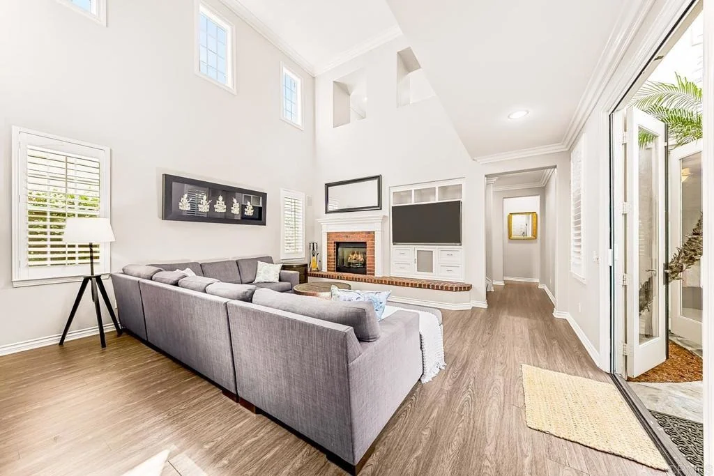 Photo of 2669 Paradise Road
