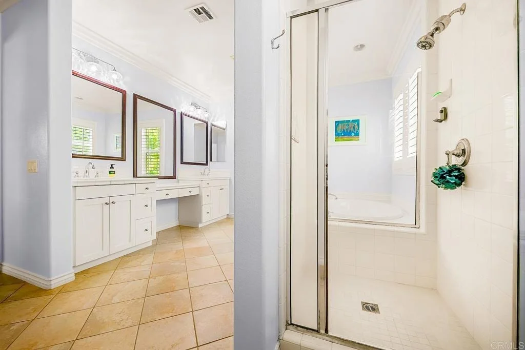 Photo of 2669 Paradise Road
