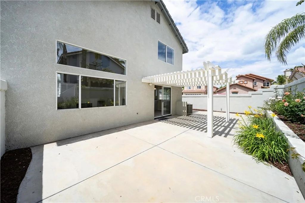Photo of 877 Willowcreek