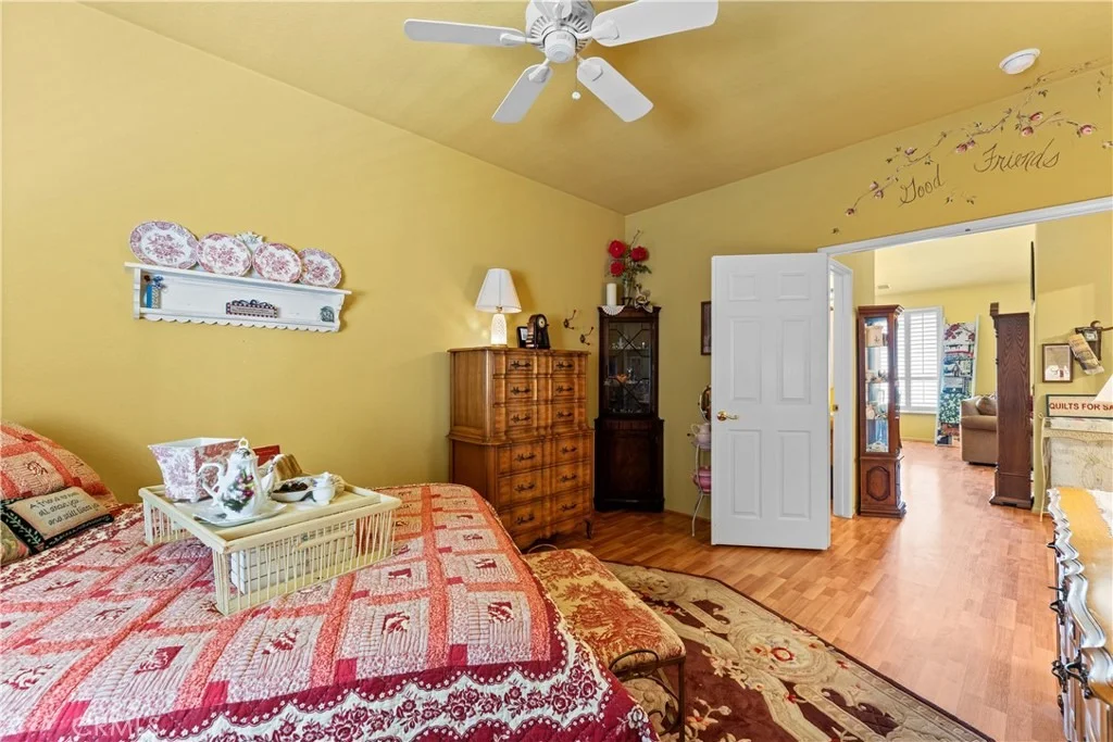 Photo of 40145 Colony