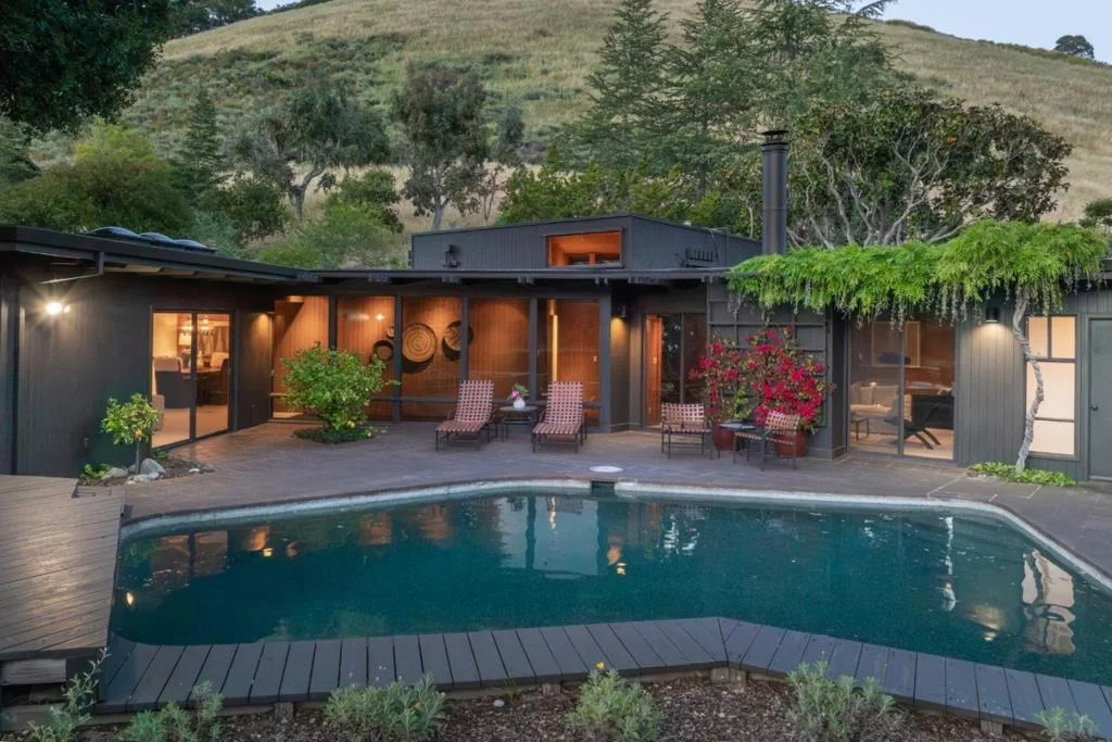 Photo of 46 Middle Canyon Road