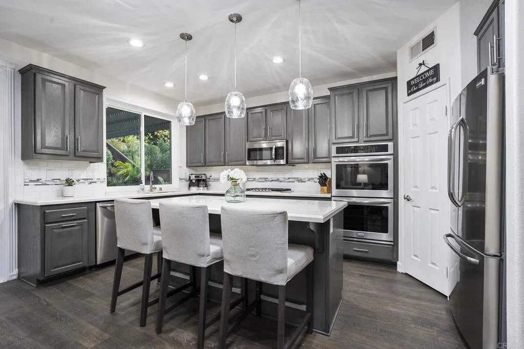 Photo of 1880 MEEKS BAY DR