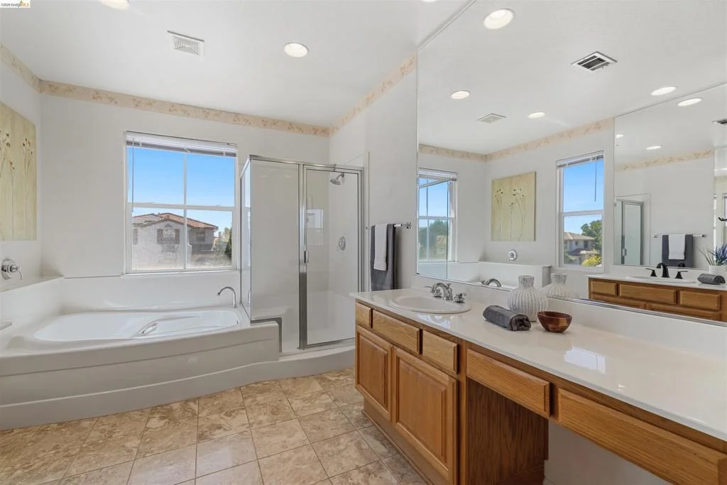 Photo of 1842 Sanger Peak Way