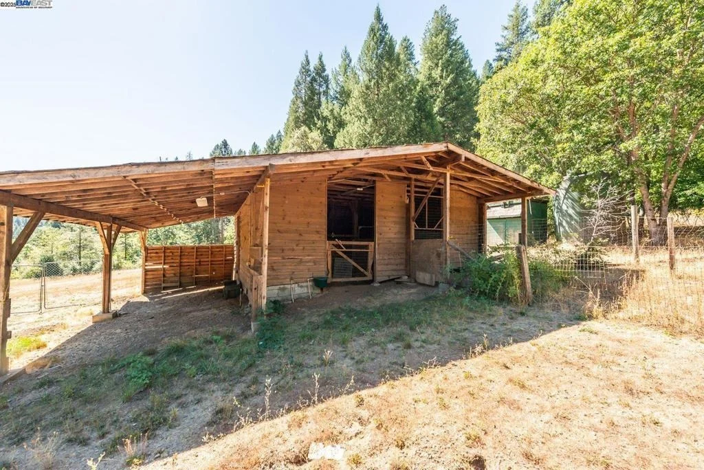 Photo of 4481 Rush Creek Rd