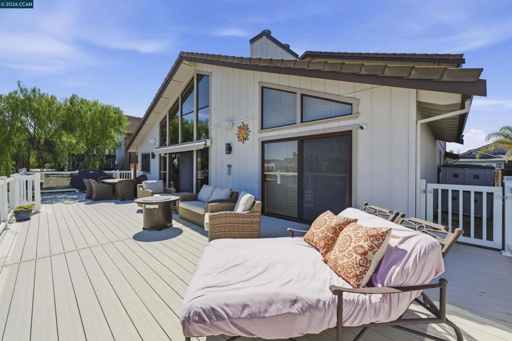 Photo of 2027 Windward Pt