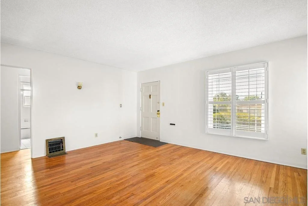 Photo of 4669 Valencia Dr