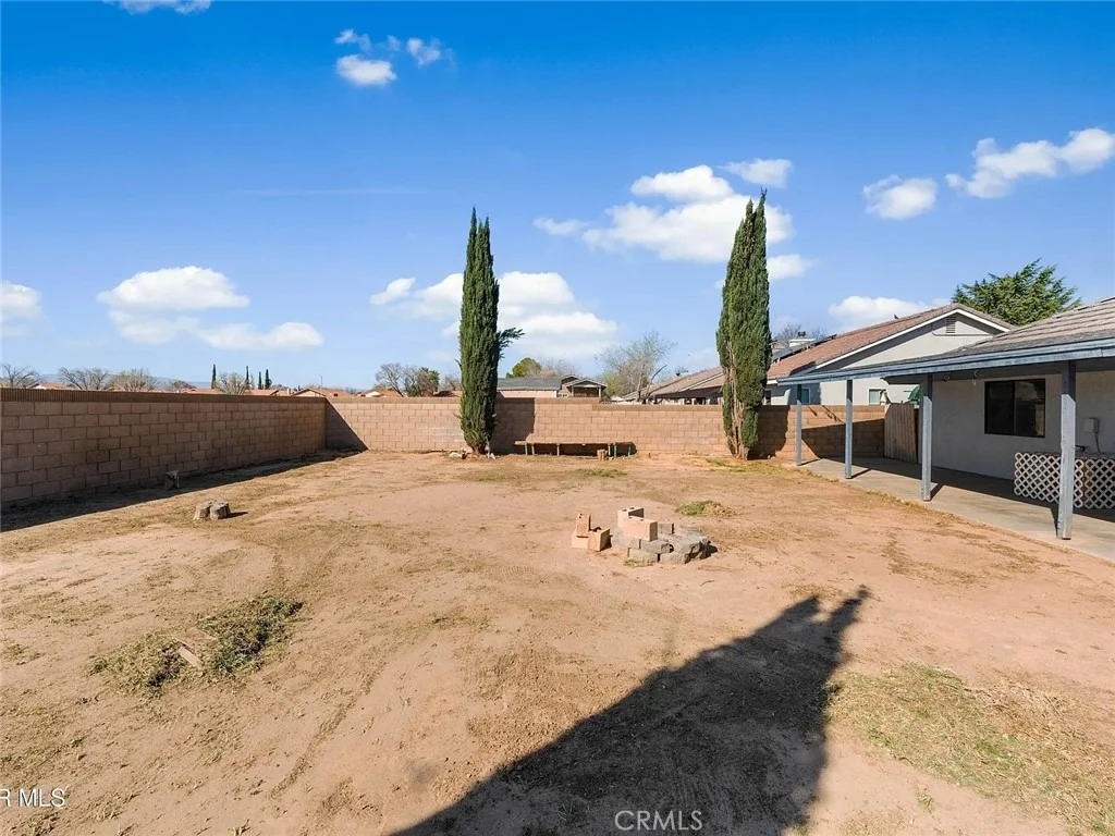Photo of 736 E Avenue J6