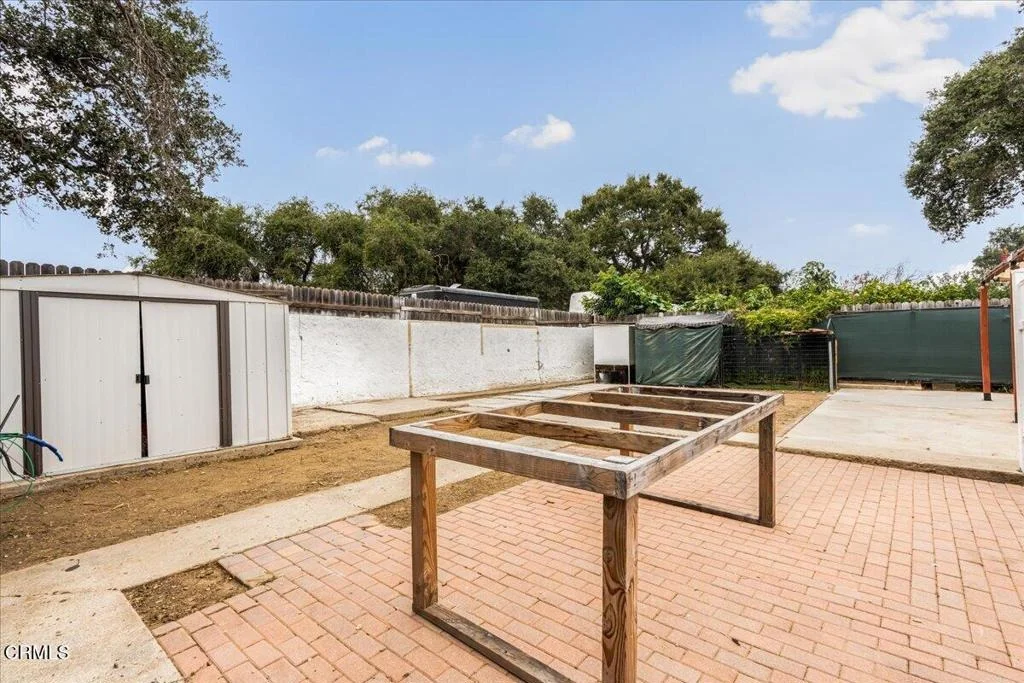 Photo of 1155 Richmond Road