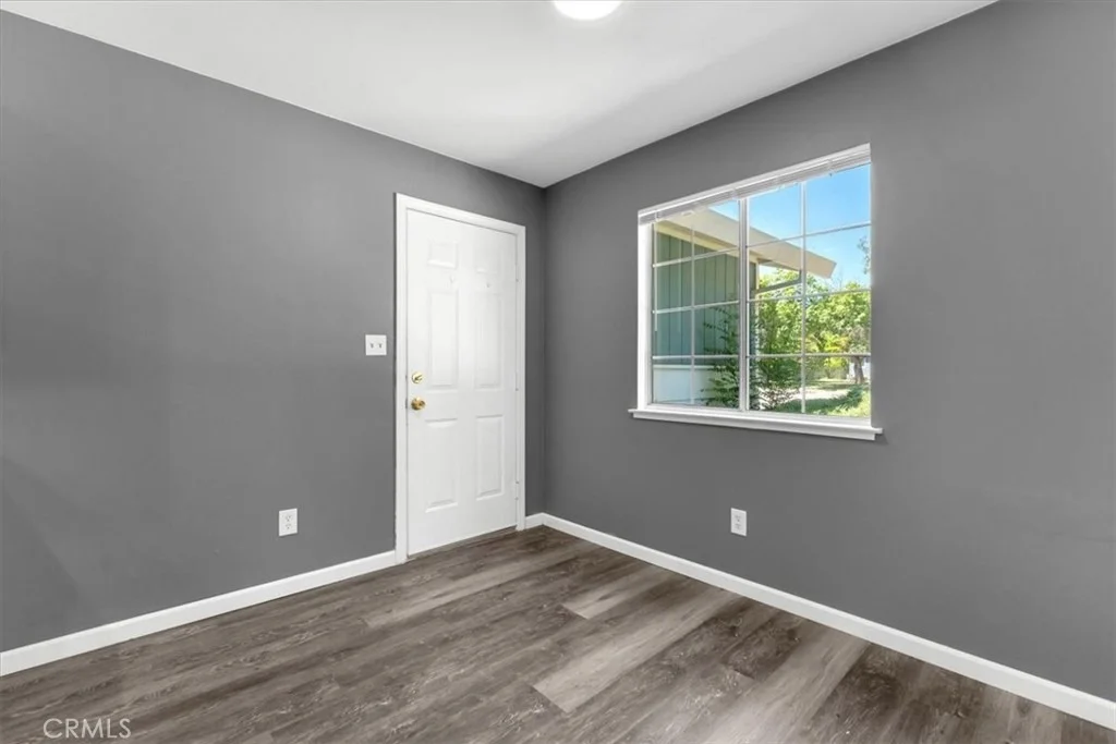 Photo of 695 Walton Drive