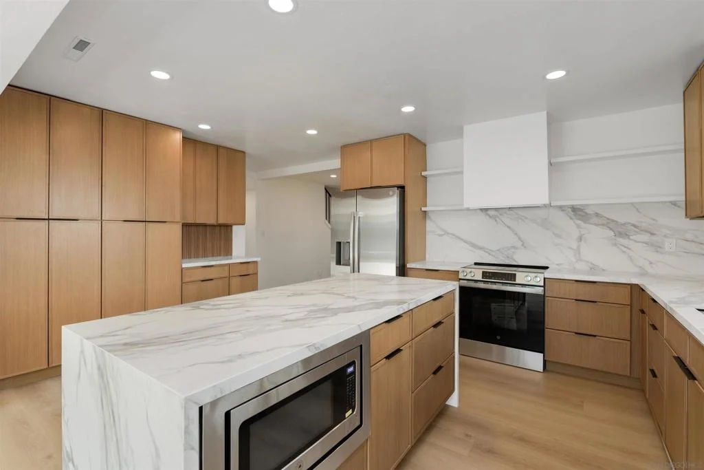 Photo of 5657 Red River Dr.