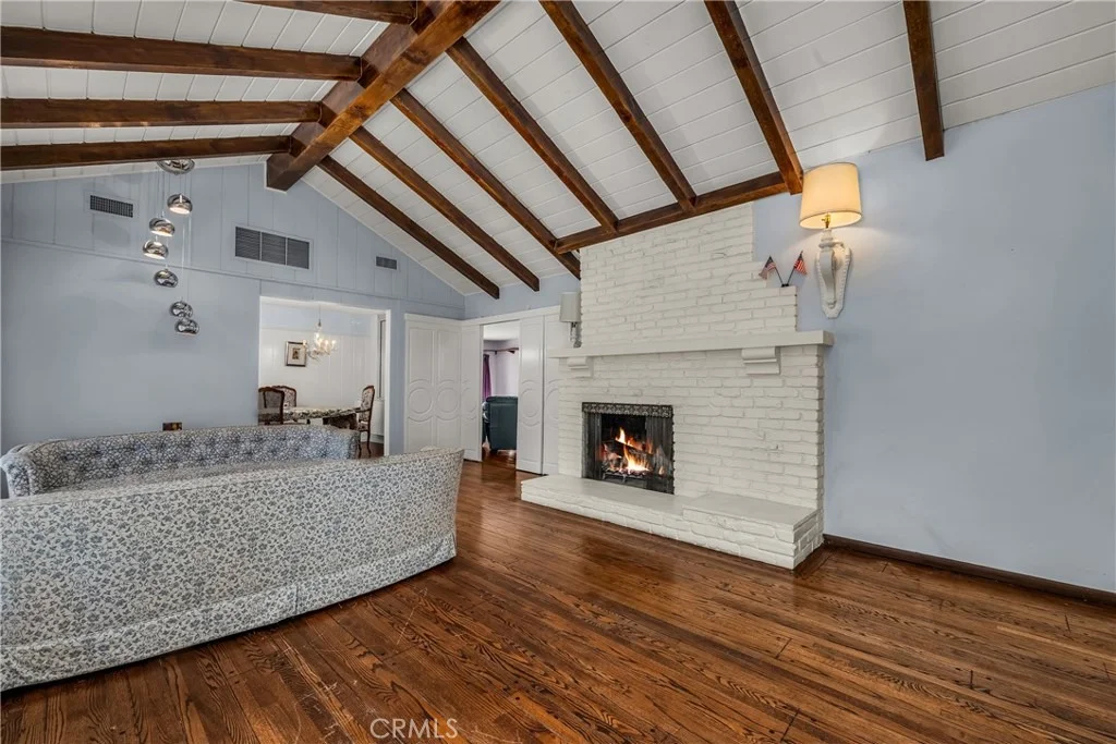 Photo of 4317 Petit Avenue