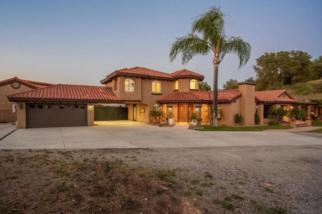 Photo of 24922 Terreno Drive