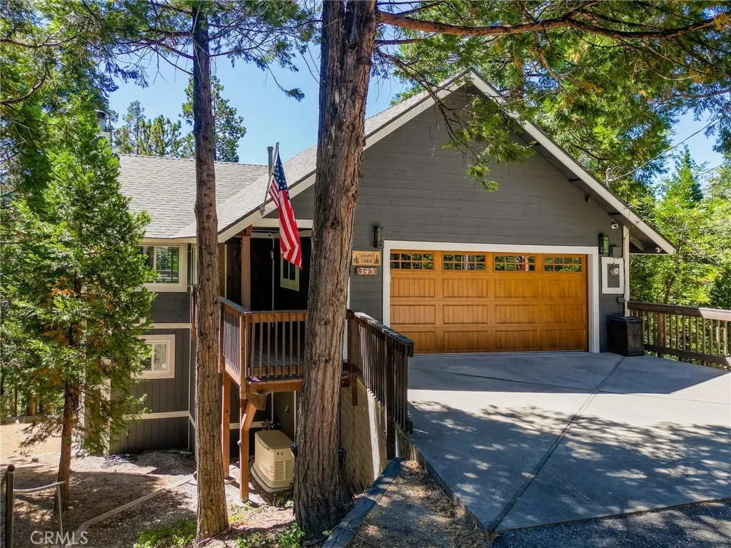 Photo of 345 Summit Road