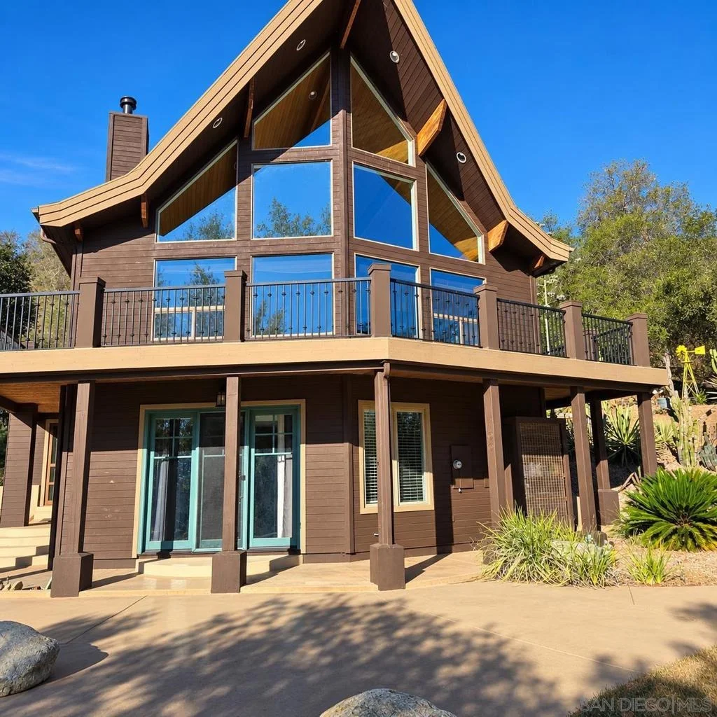 Photo of 32610 Lilac Rd