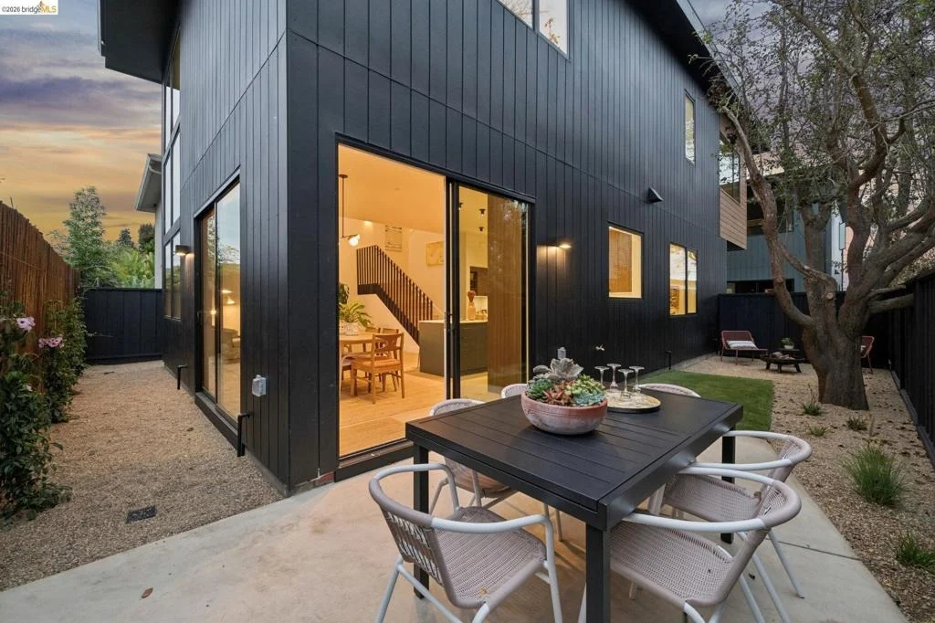 Photo of 1523 Stuart
