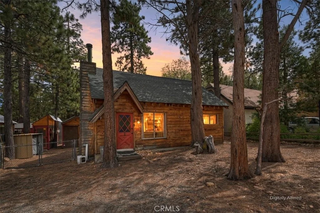 Photo of 313 Leonard