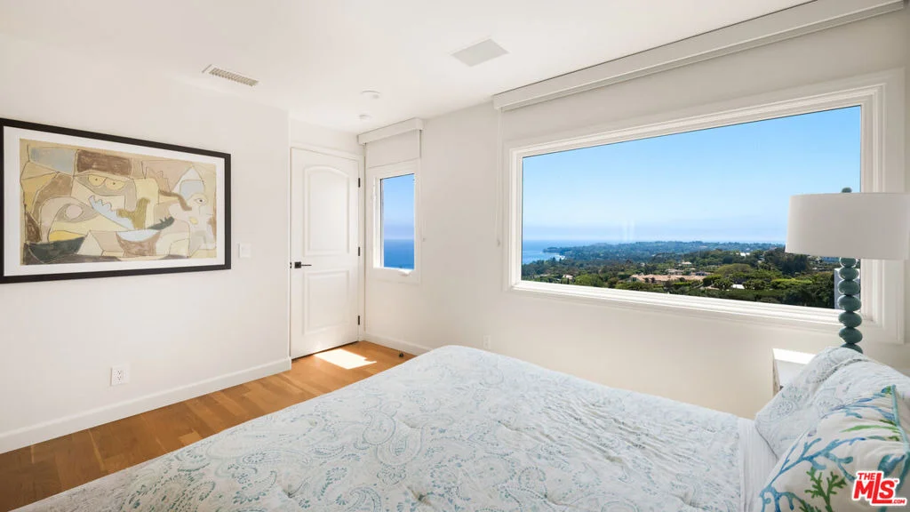 Photo of 27445 Winding Way