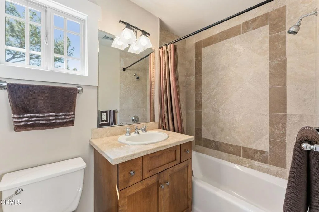 Photo of 436 Redwood Drive