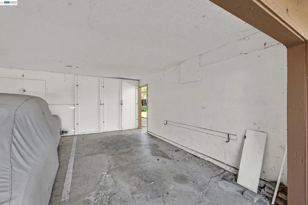 Photo of Unit 2 at 8104 Ensenada