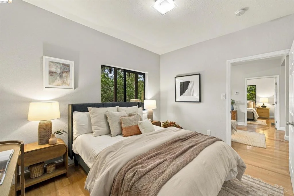 Photo of 7099 Pinehaven Road