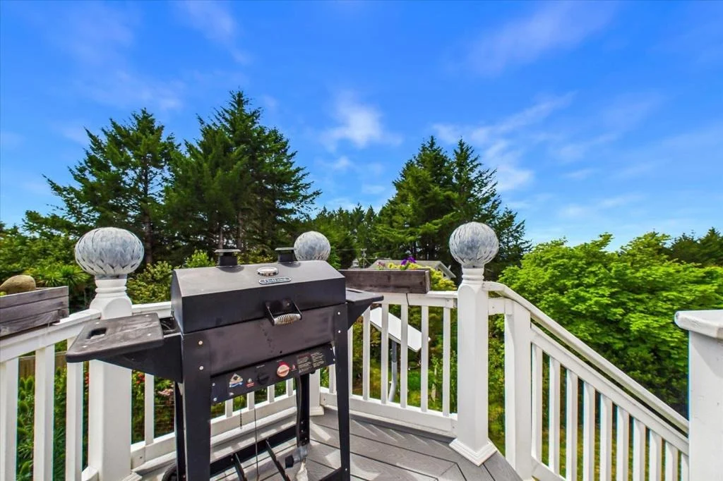 Photo of 520 Redwood Road