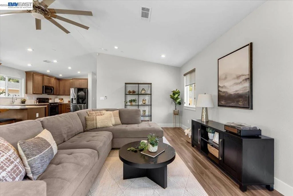 Photo of 2584 Reservoir Ln