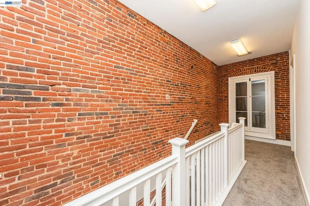 Photo of 525 Main St.