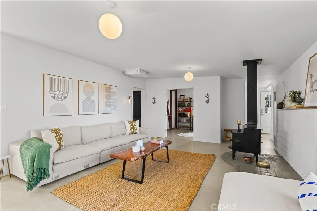 Photo of 60611 Birdie Ln