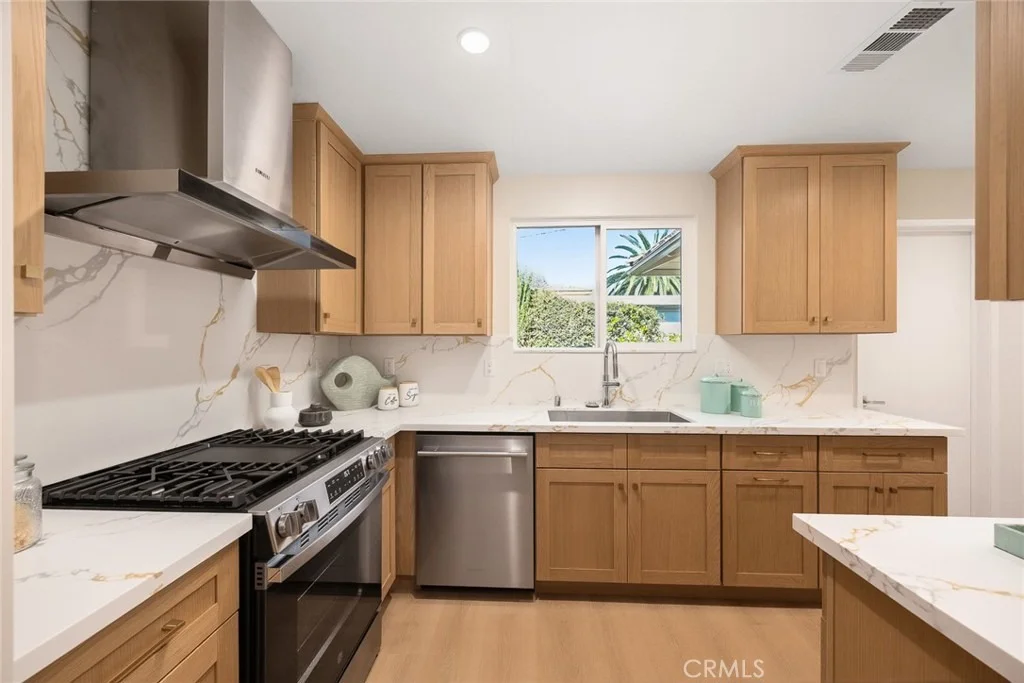 Photo of 2320 Sewanee