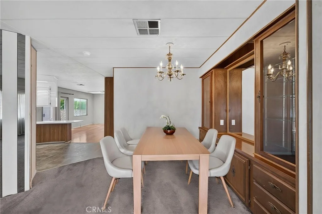 Photo of 1650 Sonora