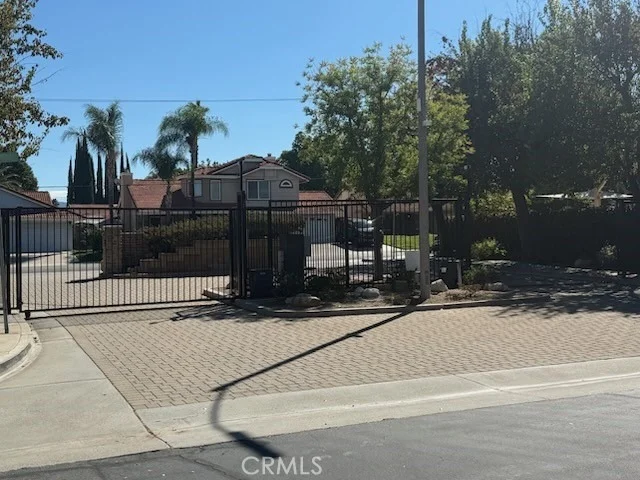 Photo of 45111 Putting Green Court